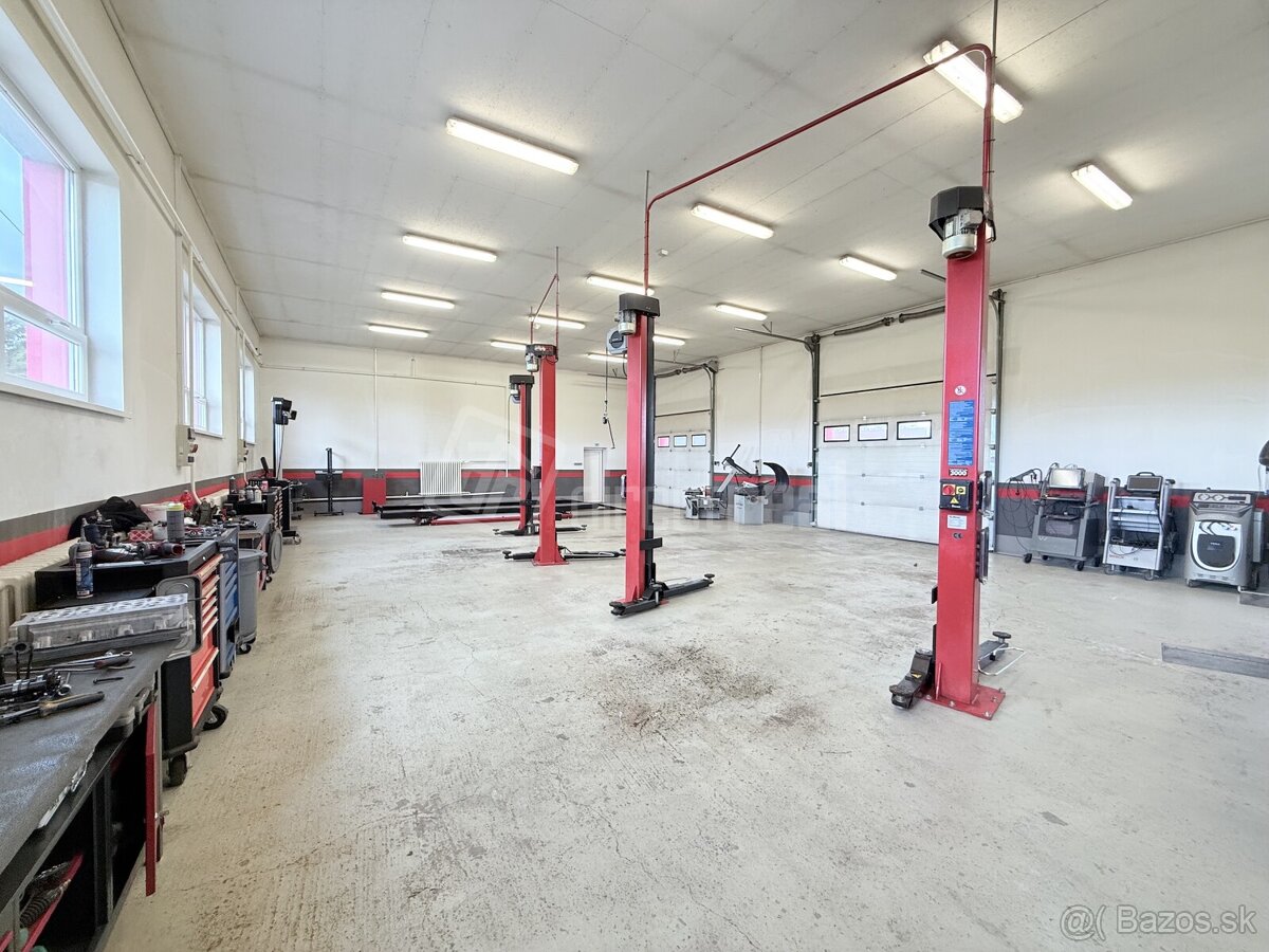 Zabehnutý autoservis s veľkorysým pozemkom a veľkým … - 4