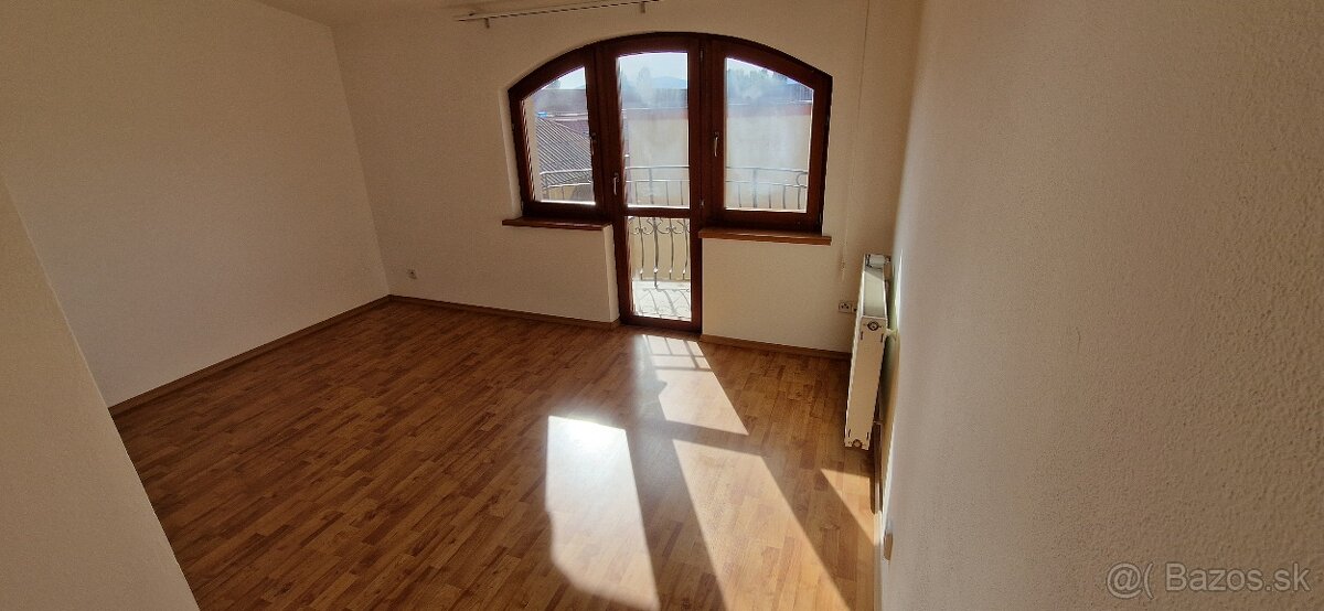 ponúkame priestory - 4