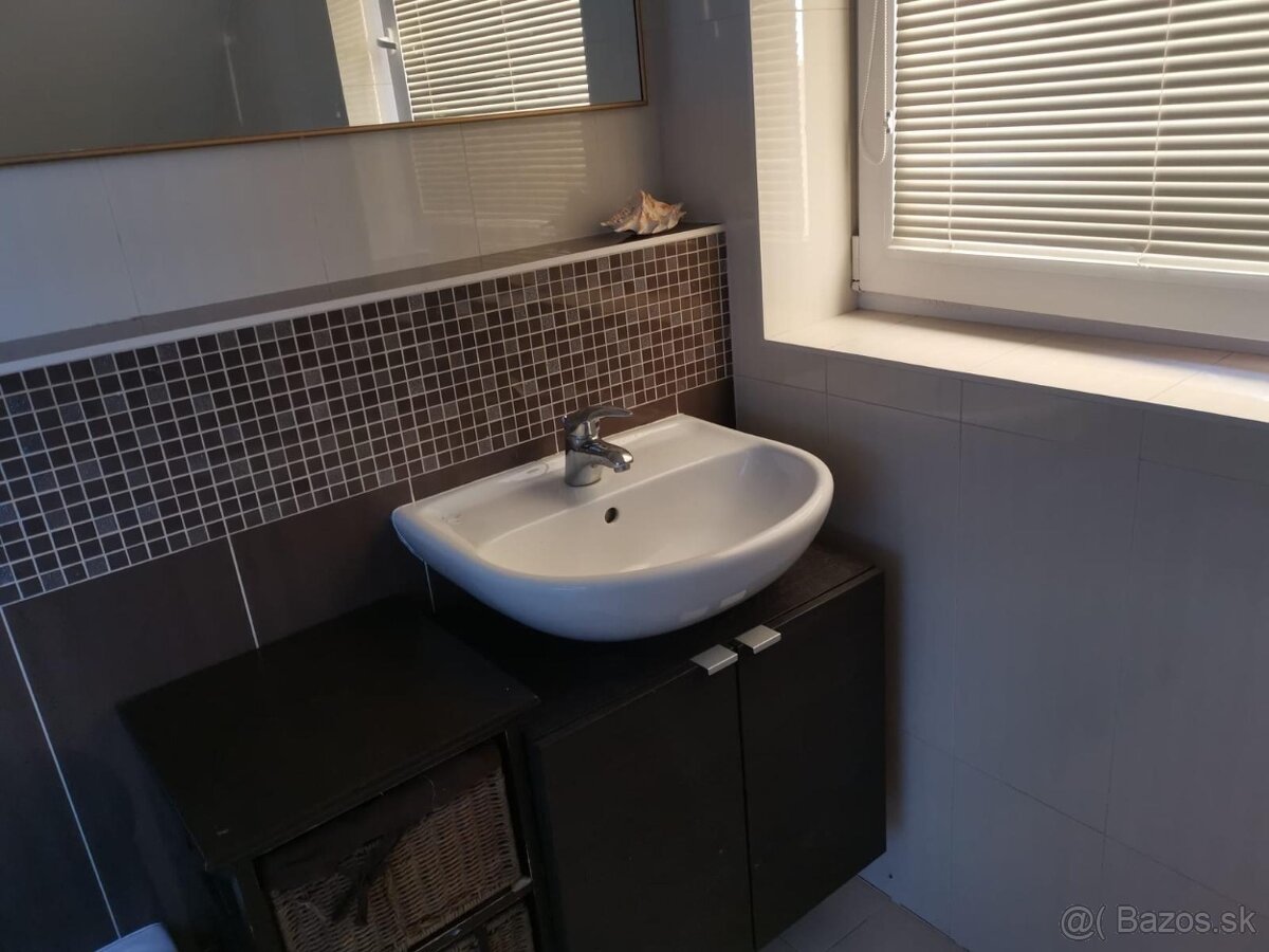 Prenajom - 4