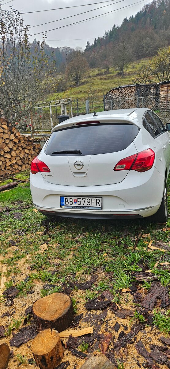 Opel astra 1,4 - 4