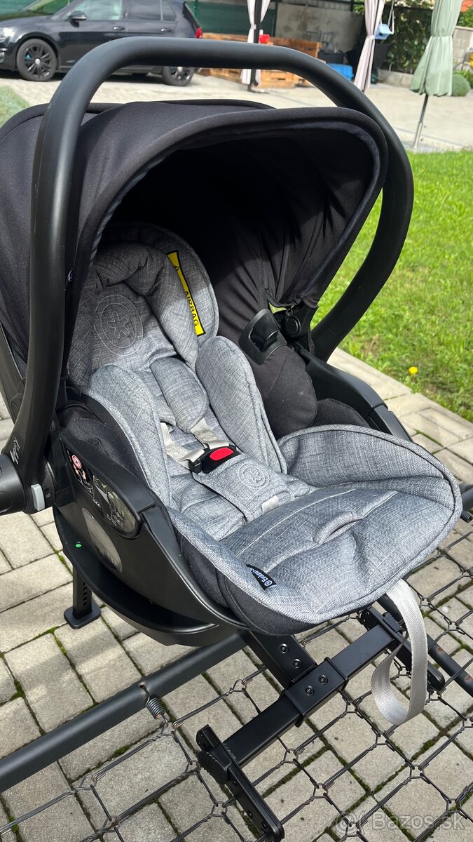 Vajíčko Kiddy i-size 2 + Isofix základňa - 4