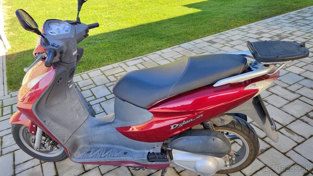 Honda Dylan 125 - 4