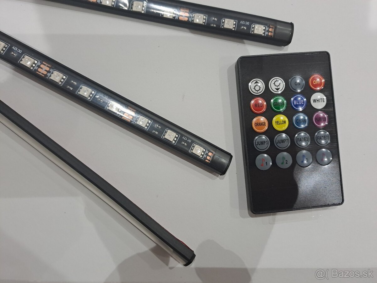 Podsvietenie do interiéru auta - 4