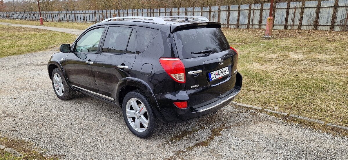 Toyota Rav4 - 4