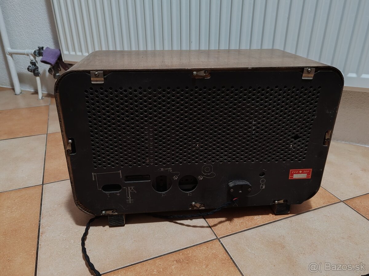 Staré rádio Philips - 4