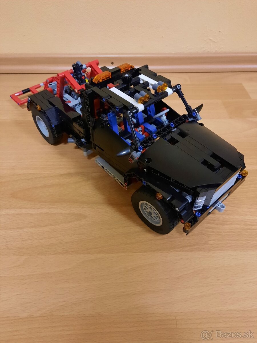 Lego Technic 9395 - Pick-Up Tow Truck - 4