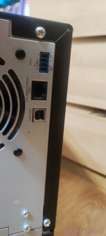 Záložný zdroj APC SMT2200 - 4