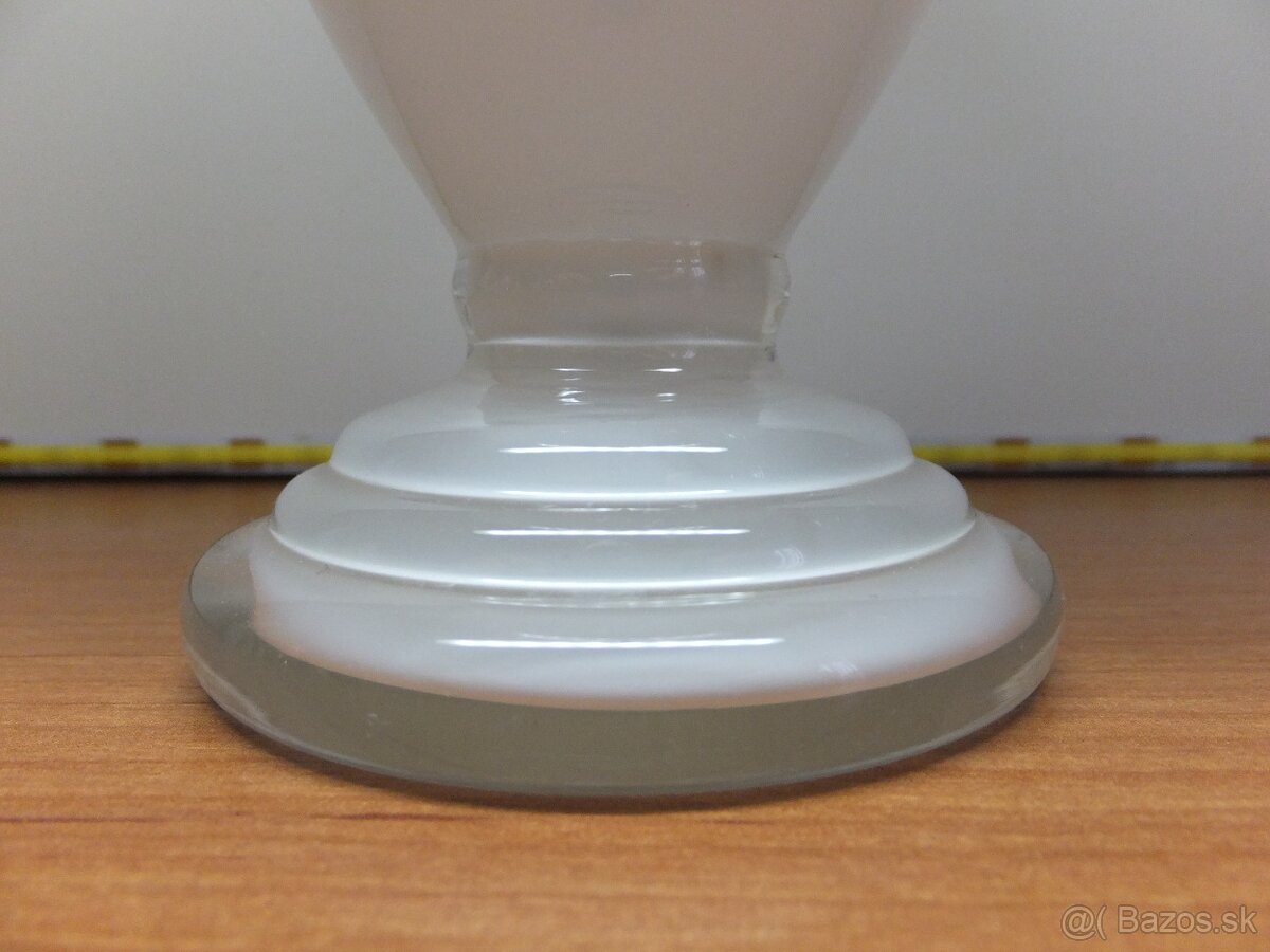 Krásná retro opálová váza s dekorem kytky. - 4