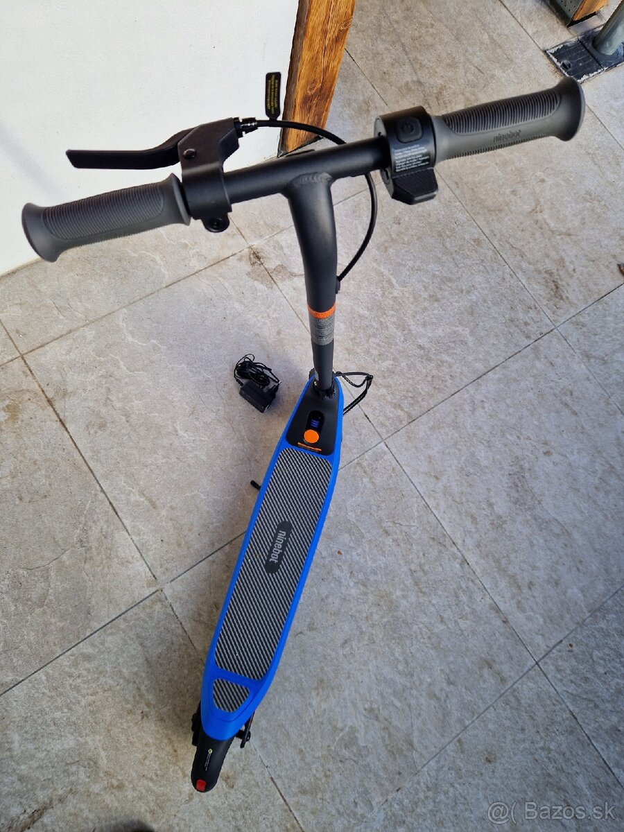 Elektronická kolobežka Segway Ninebot C2 lite - 4