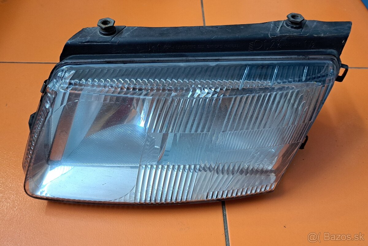 PREDNÉ SVETLÁ - VW PASSAT B5 - 4