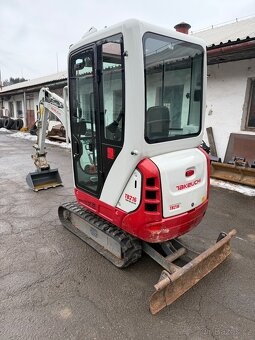 Minibagr Takeuchi TB216 - 4