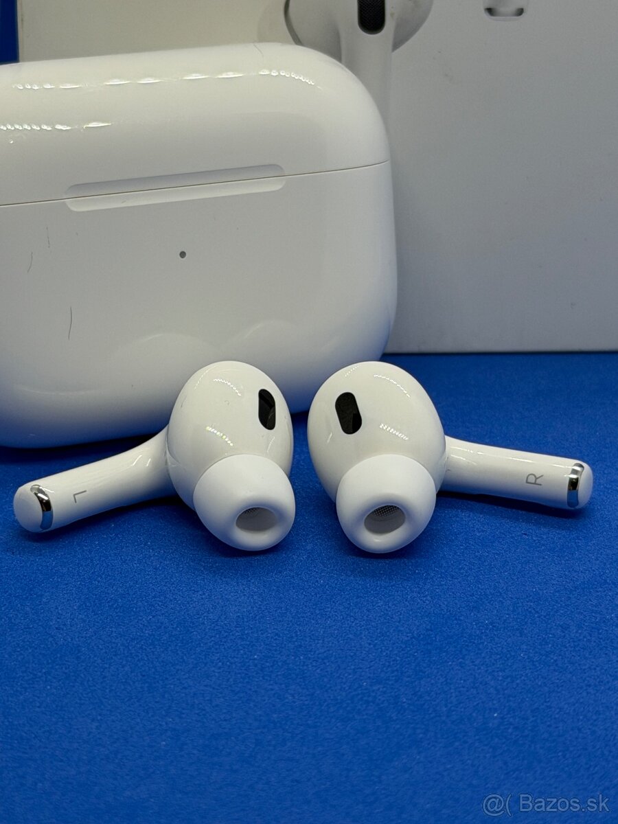 Apple AirPods Pro 2 - 4