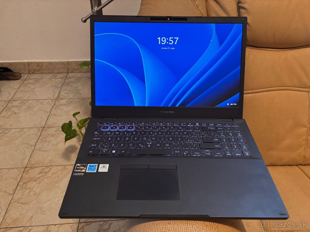 Asus Expertbook L2502 - 4