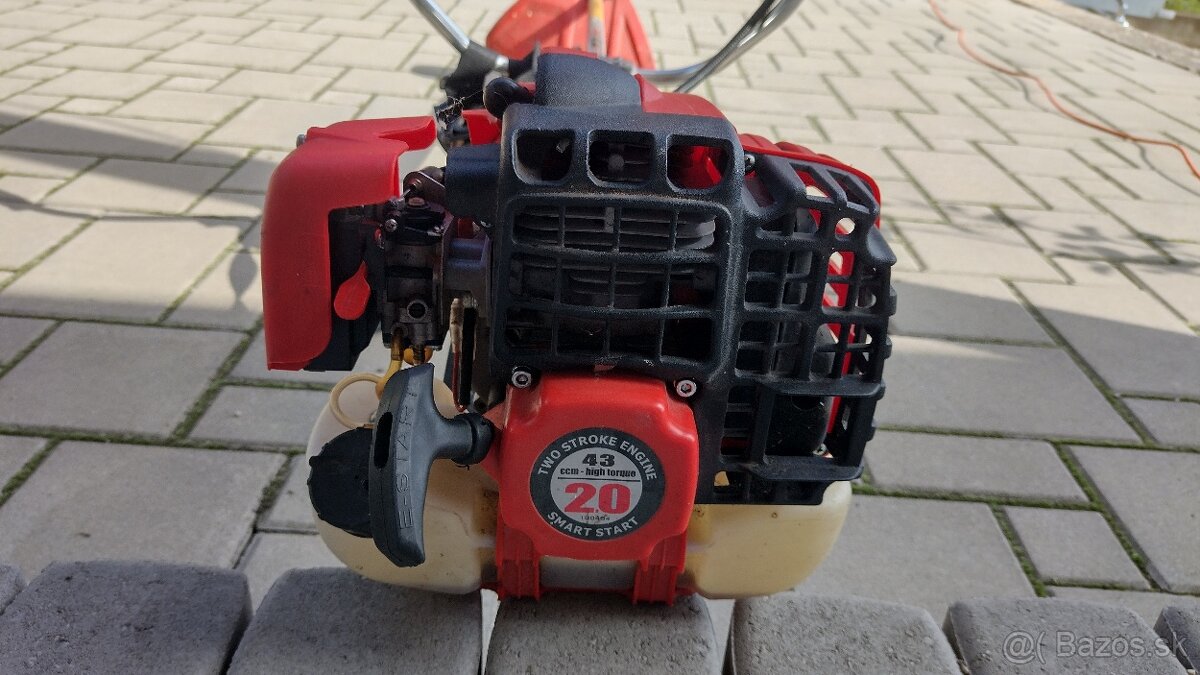 Predám kosačku -krovínorez VARI 432HB - 4
