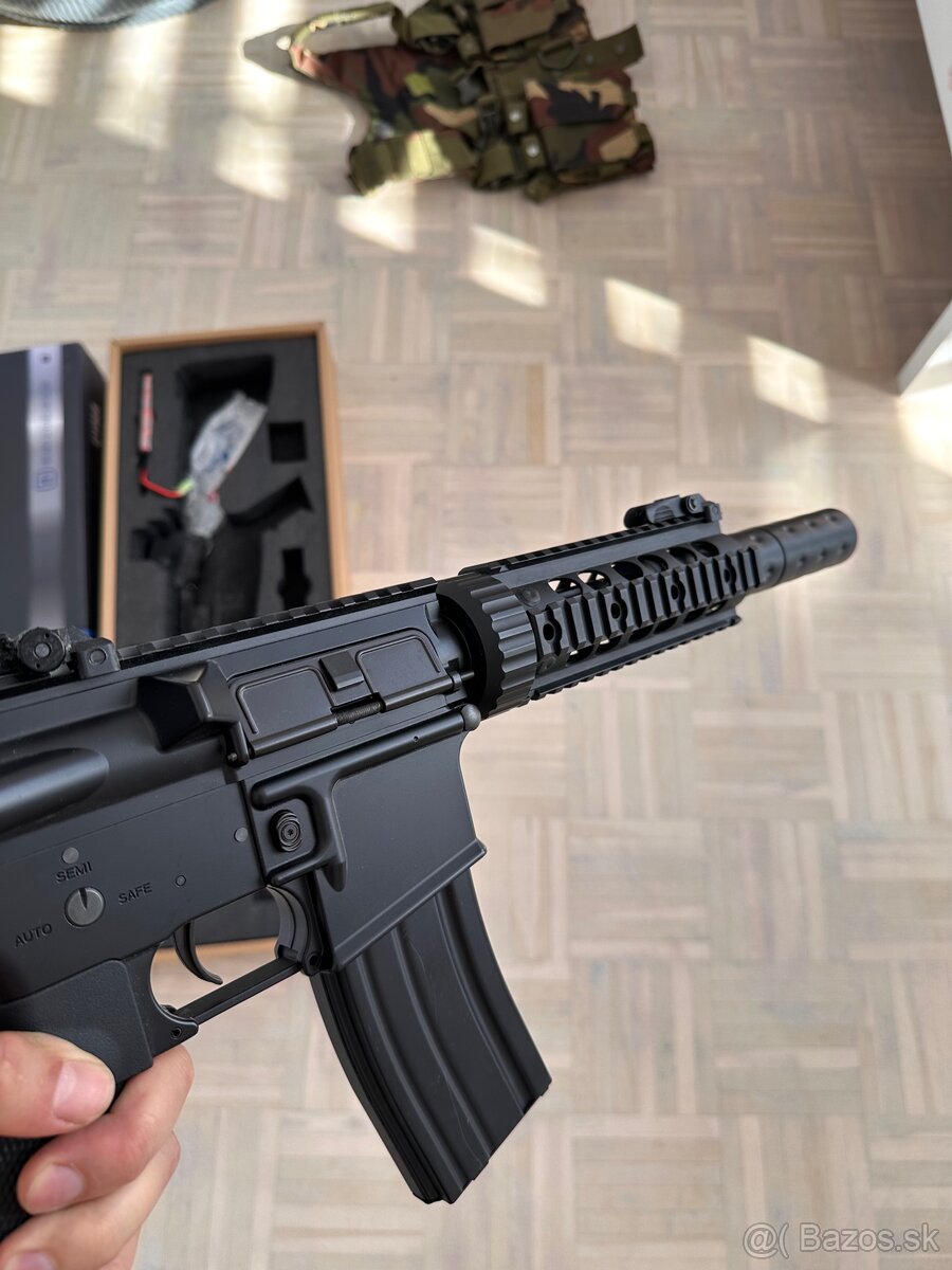 M4 CYMA airsoft replika - 4