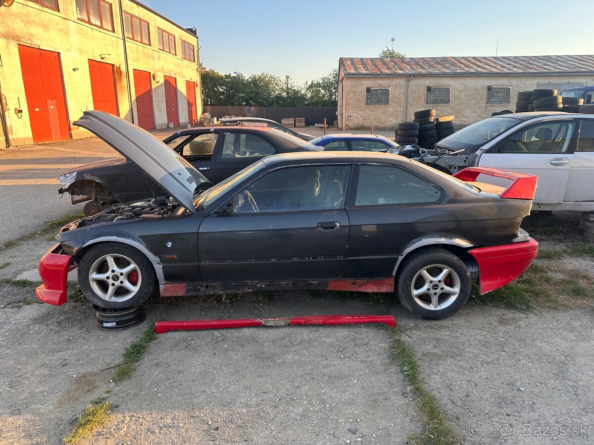 BMW E36 Coupe M50B25 bez TP a SPZ - 4