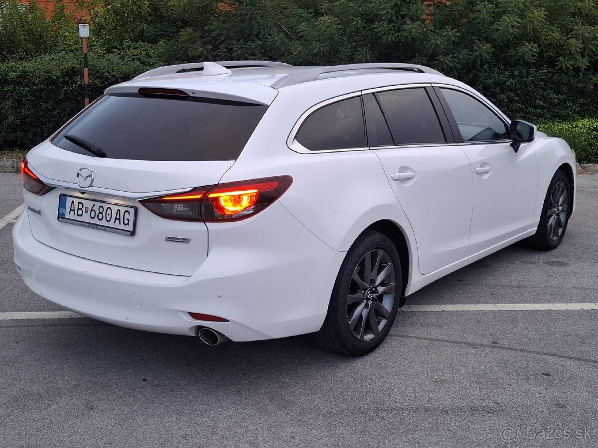 Mazda 6 Skyactiv-D 2.2 - 4