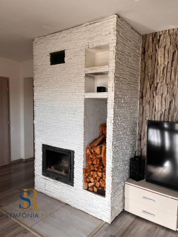 Rodinný dom v obci Dubová s 920m2 rozsiahlym pozemkom - REZE - 4