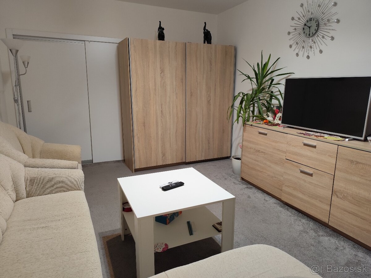 3-izbový, Perecká, Levice - 4