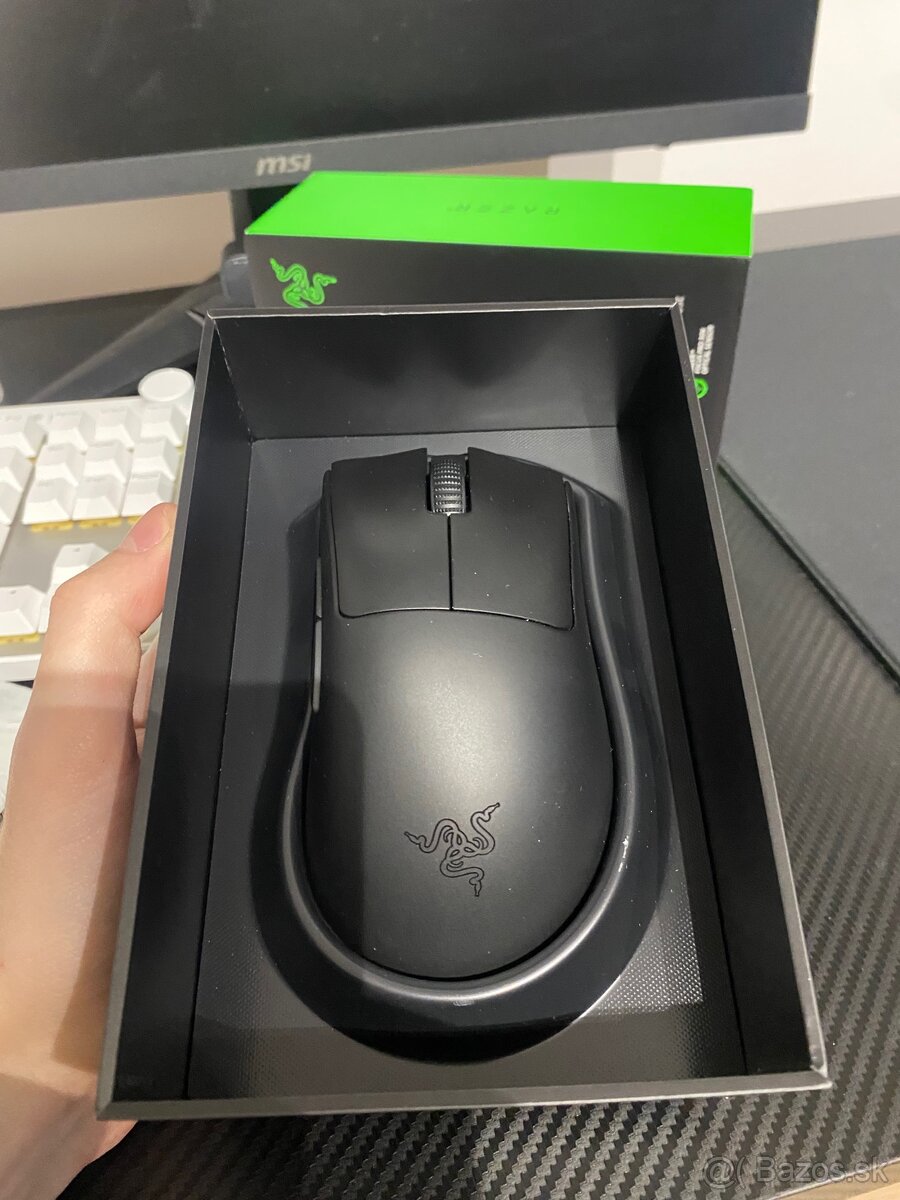 Razer DeathAdder V3 Pro - 4