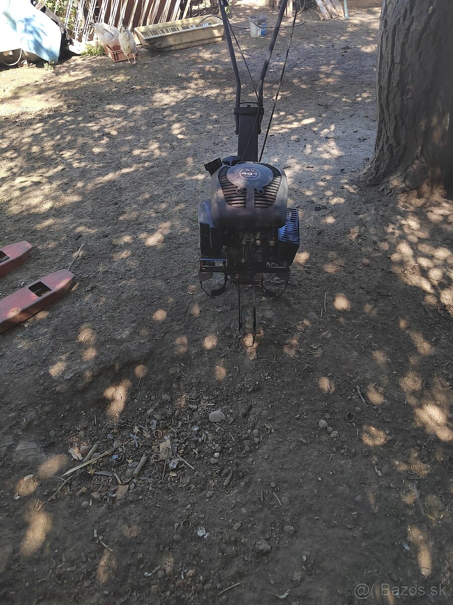 Predám malý rotavator - 4