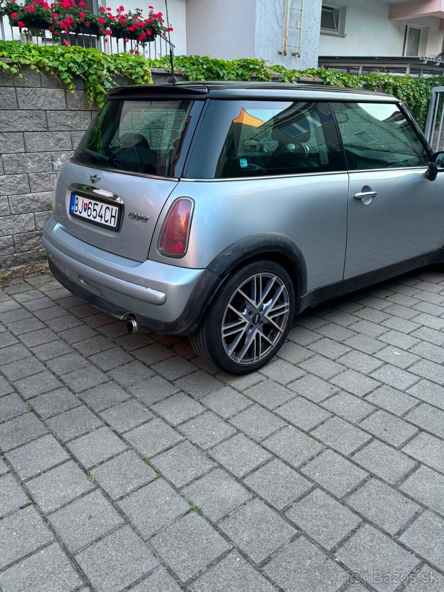 MINI Cooper R50 - 4