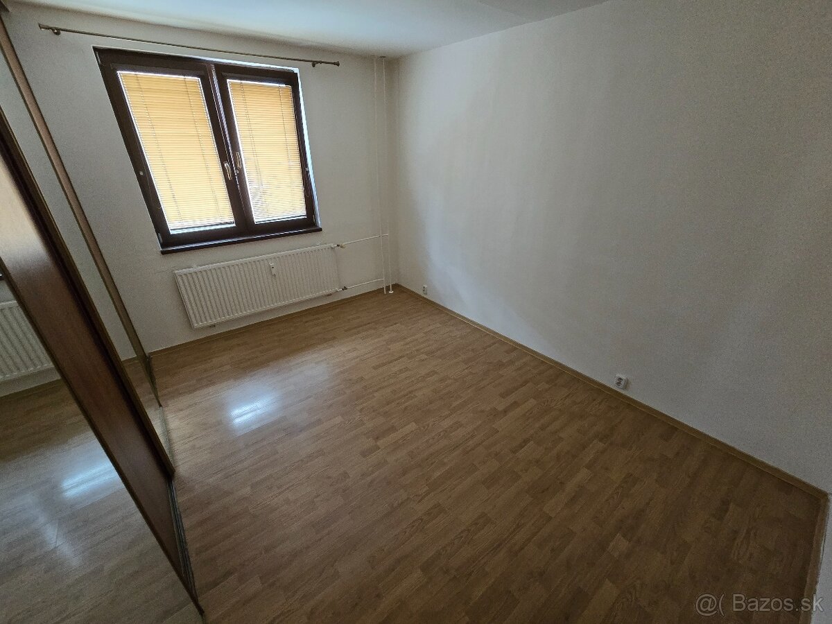 Prenájom 3 izbový byt - 4