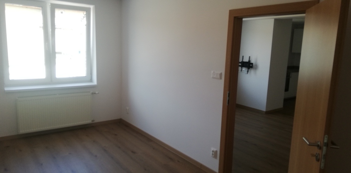 Prenájom 2-izbového bytu – Rožňava, centrum - 4