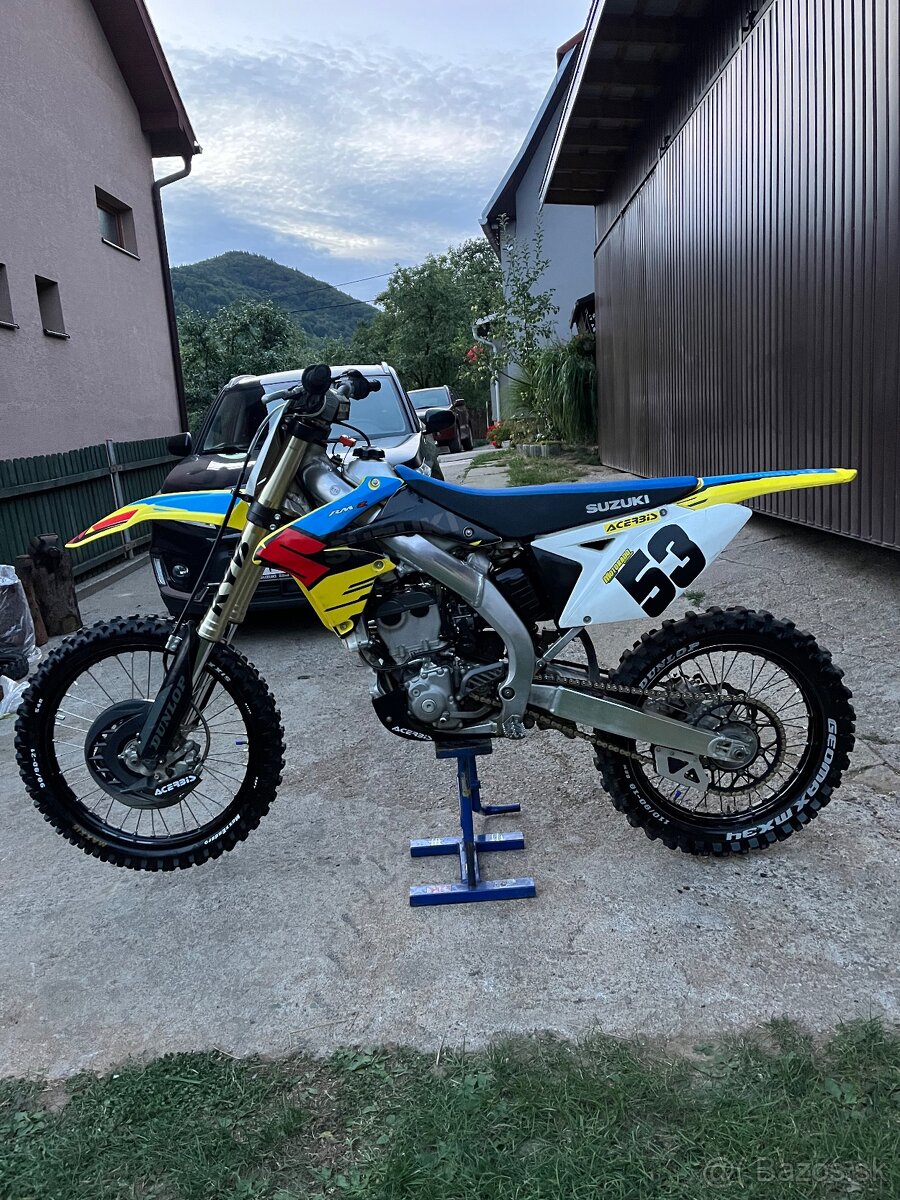 SUZUKI RMZ 250 - 4