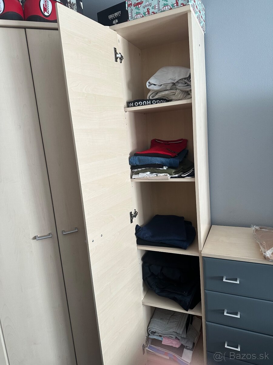 Študenský nábytok - 4