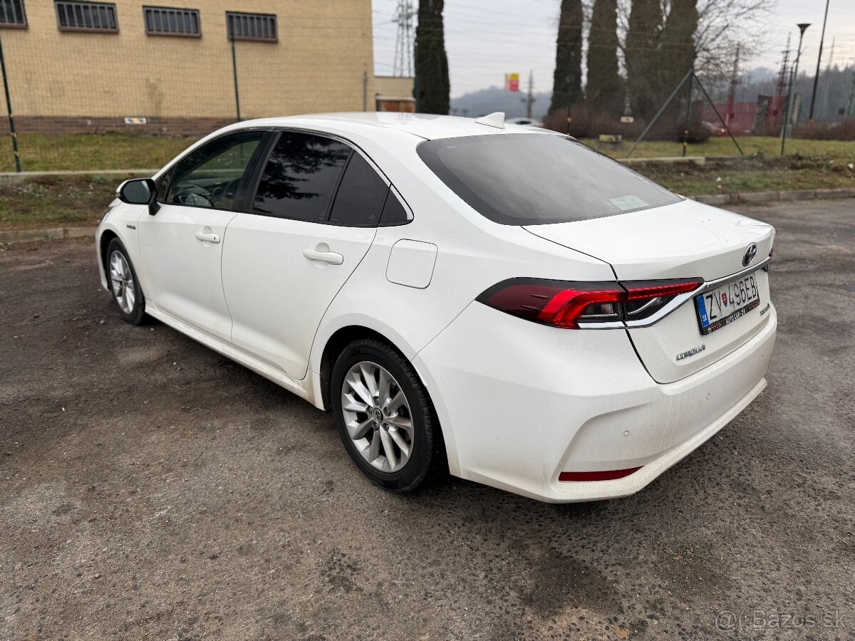 Toyota Corolla 1.8 Hybrid 1.majiteľ - 4