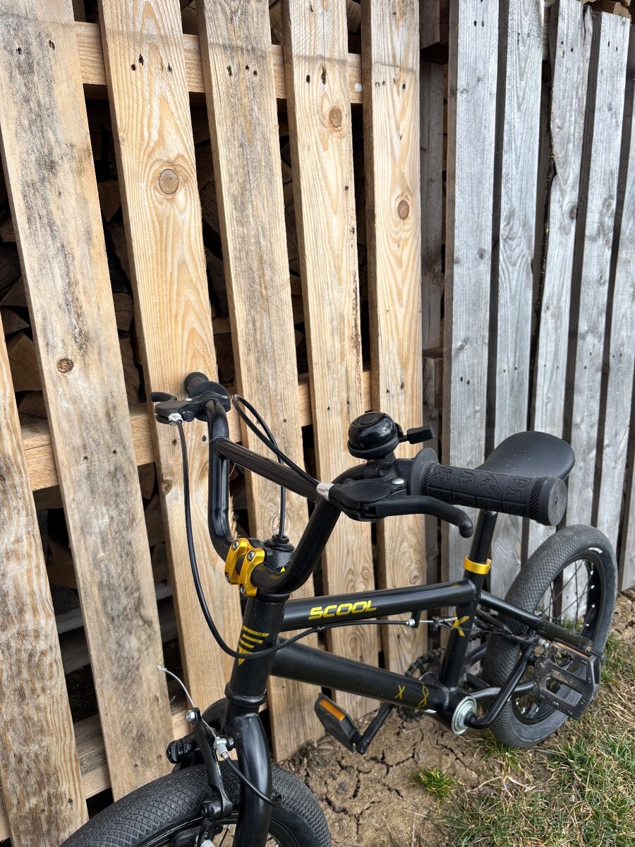 S’COOL XtriX mini čierno-zlatý 16″, detský - 4