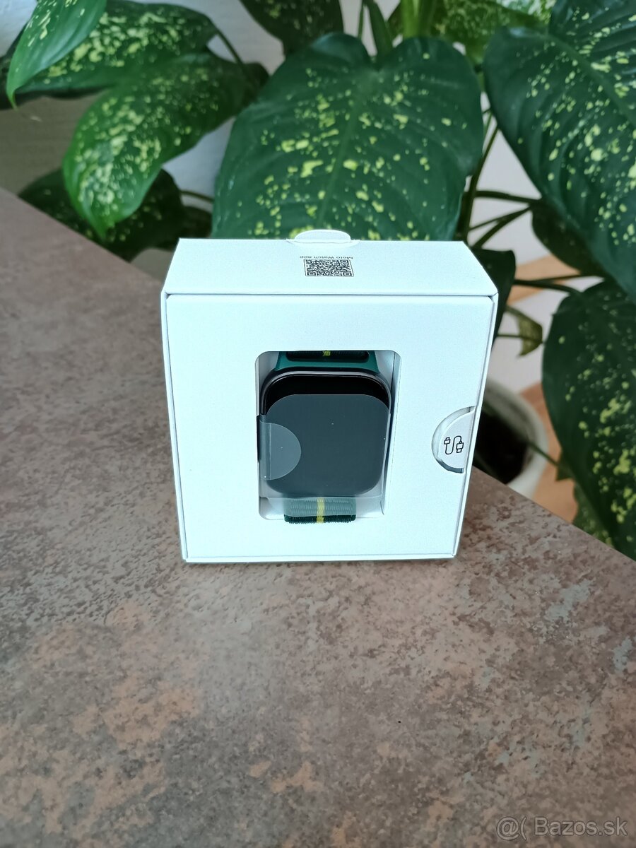 Motorola Moto Watch Fit - 4