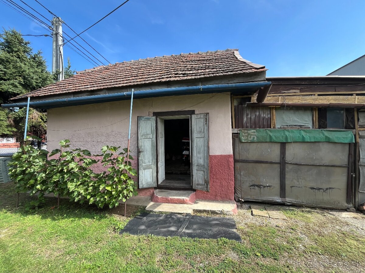 Šaca - 5 izbový rodinný dom s peknou záhradou - 4