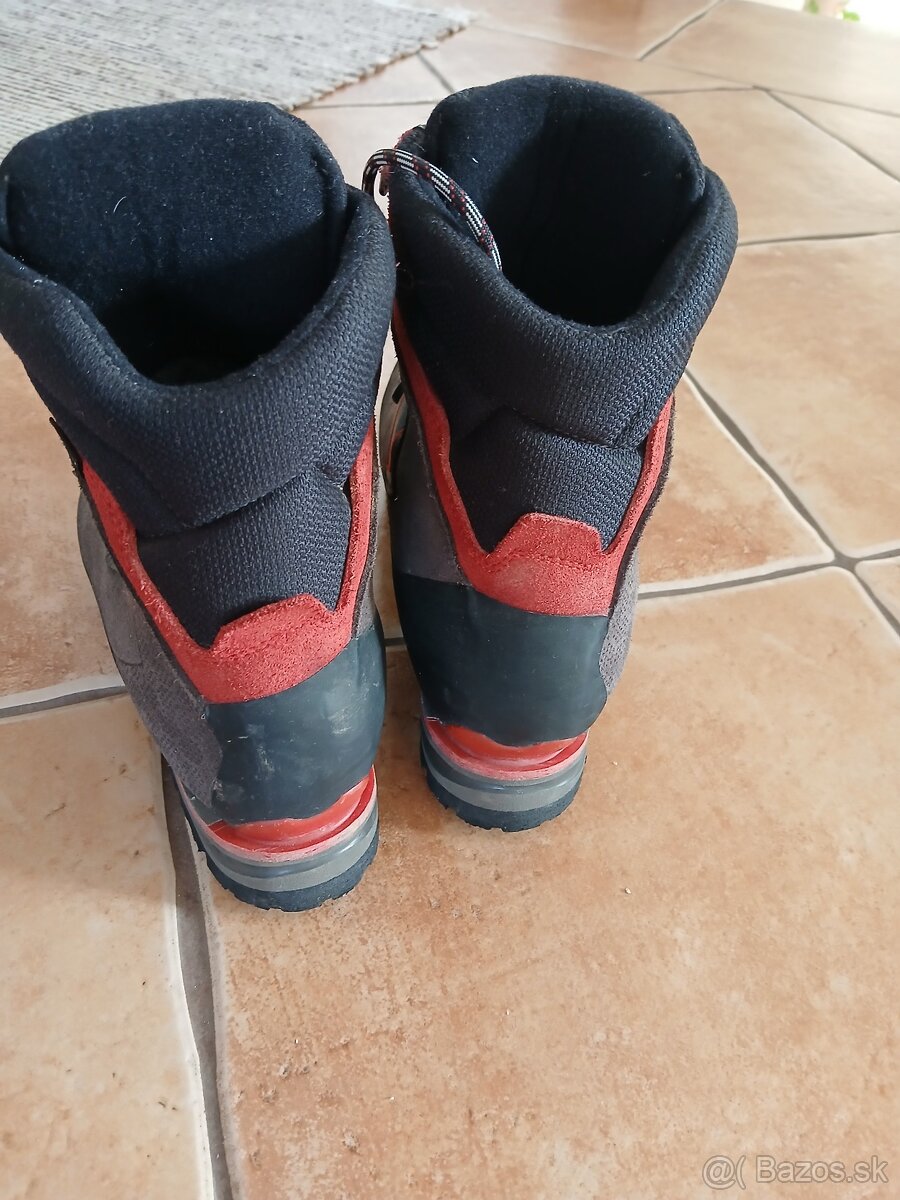 Turistická horolezecka obuv - 4