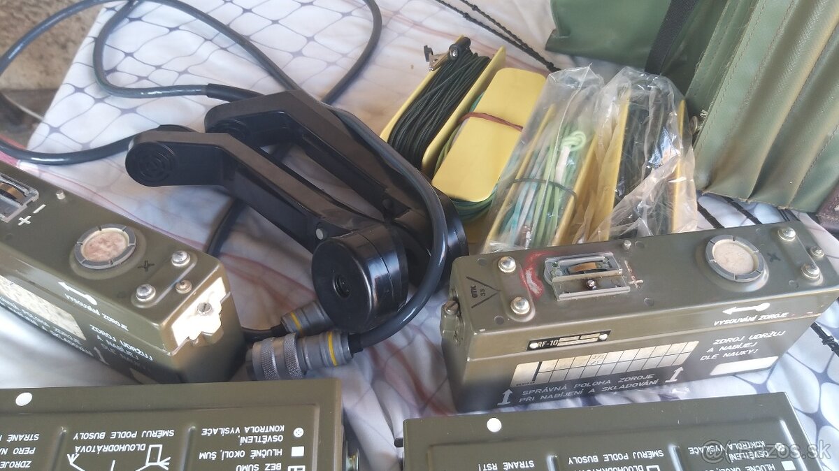 Armadne Vysielacky RF-10 - 4