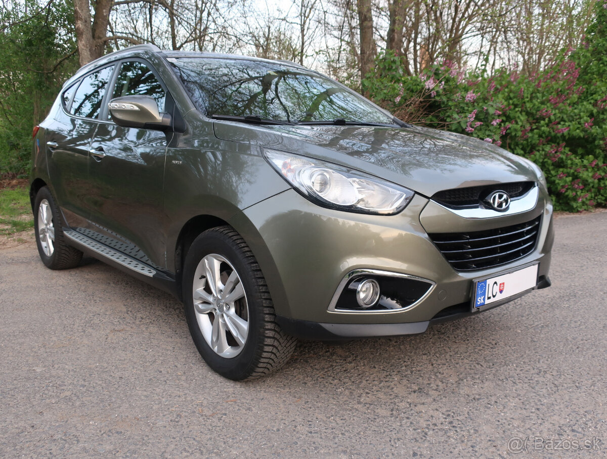 Predám Hyundai ix35 Premium, AUTOMAT, 4x4, ťažné -TOP PONUKA - 4