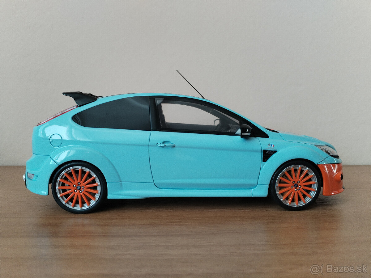 Predám model FORD FOCUS RS MKII 2010 v mierke 1:18 - 4