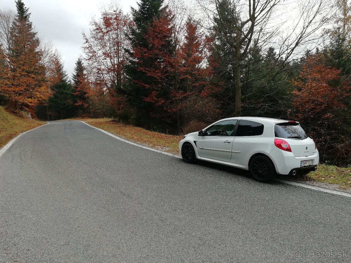 Renault Clio III RS - 4