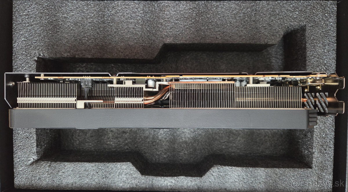 GIGABYTE Radeon RX 7800 XT GAMING OC 16G - 4