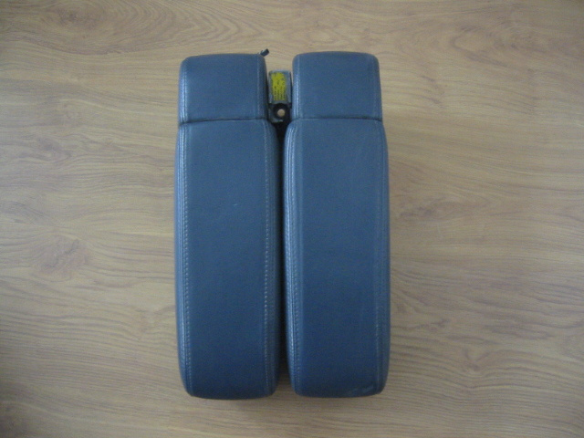 AUDI A8, S8 D2 - lakťová opierka - 4