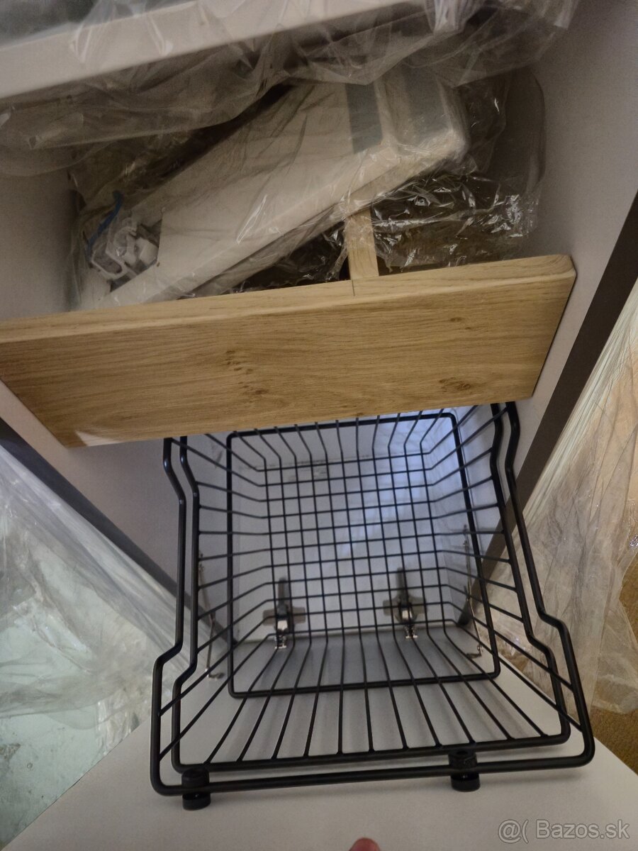 Kúpeľňové skrinky vitra - 4