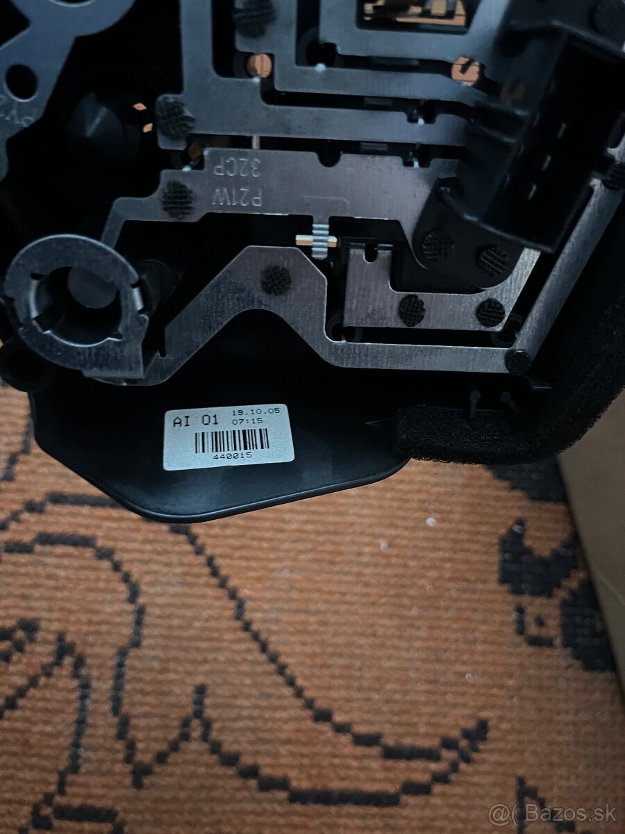 BMW E46 Doska zadného svetla 7165956 - 4