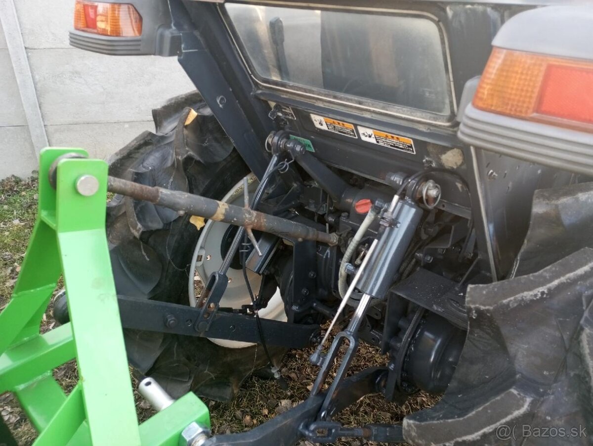 Malotraktor Kubota XB 1 - 4