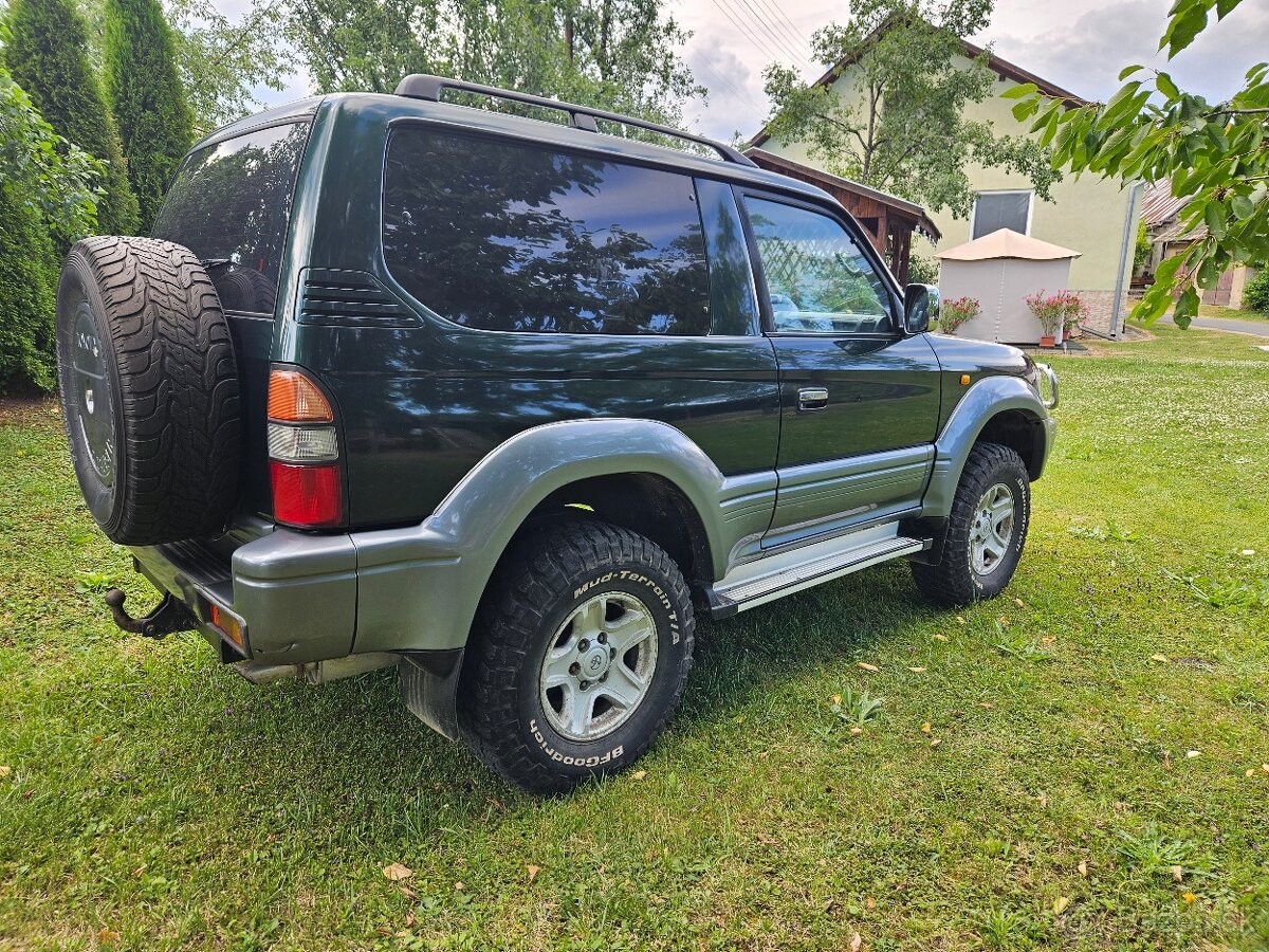 Toyota Land Cruiser 90