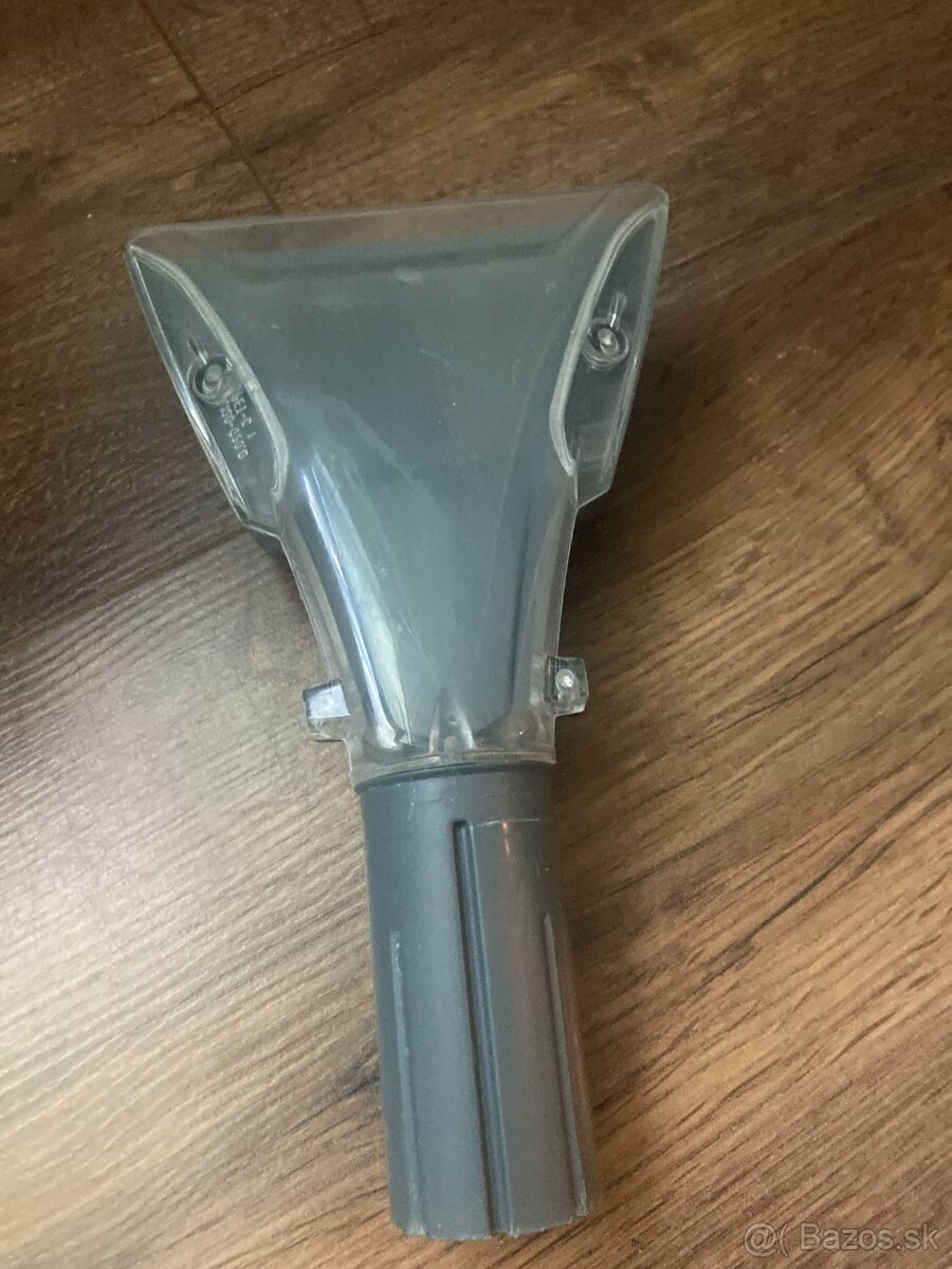 Prenajom tepovača Kärcher puzzi 10/1 - 4