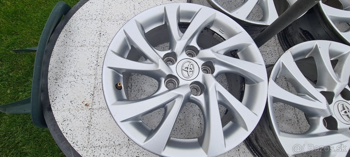 Toyota hlinikove disky r16 - 4