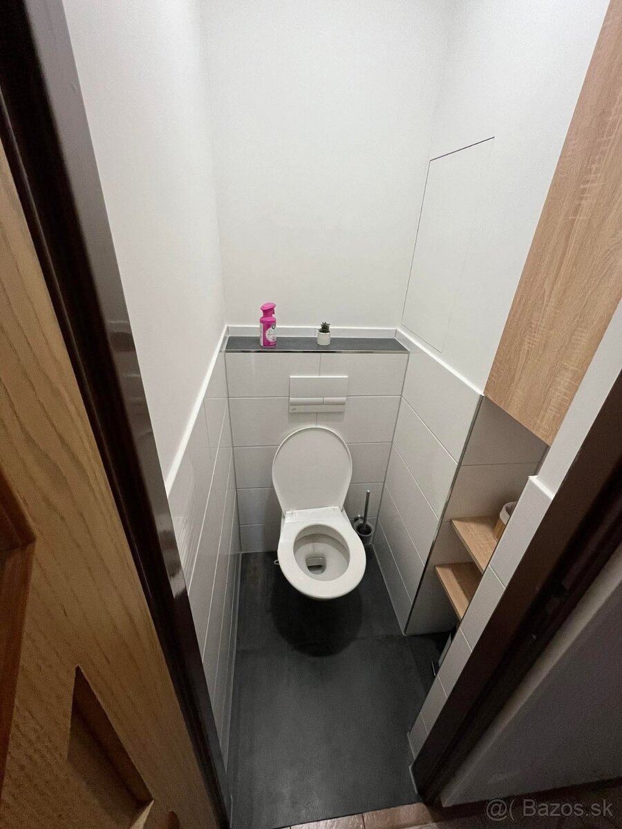 REZERVOVANÉ - 2 - izb. byt v centre Bardejova - 4