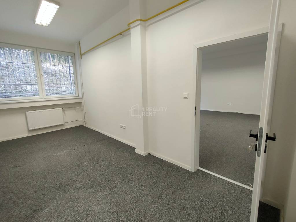 Prenájom : Dvojkancelária v administratívnej budove v Žiline - 4