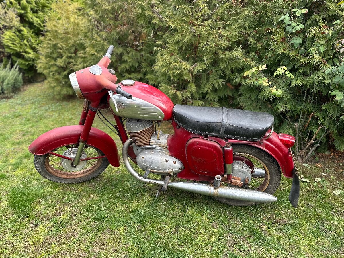 JAWA 250 / 559 - 4